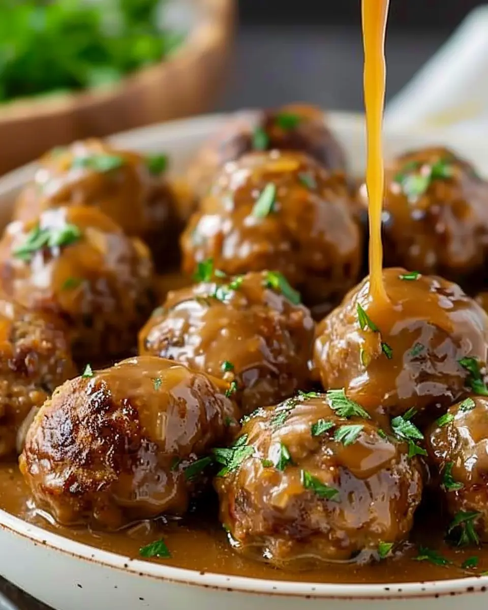Easy Ground Beef Meatballs and Gravy That Everyone Will Love