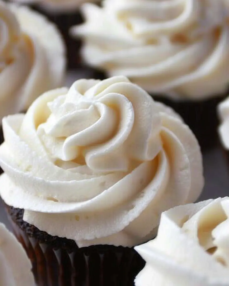 Marshmallow Vanilla Buttercream Frosting: The Best Indulgent Treat